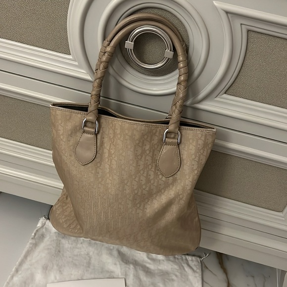 Authentic Dior bag - Picture 7 of 16